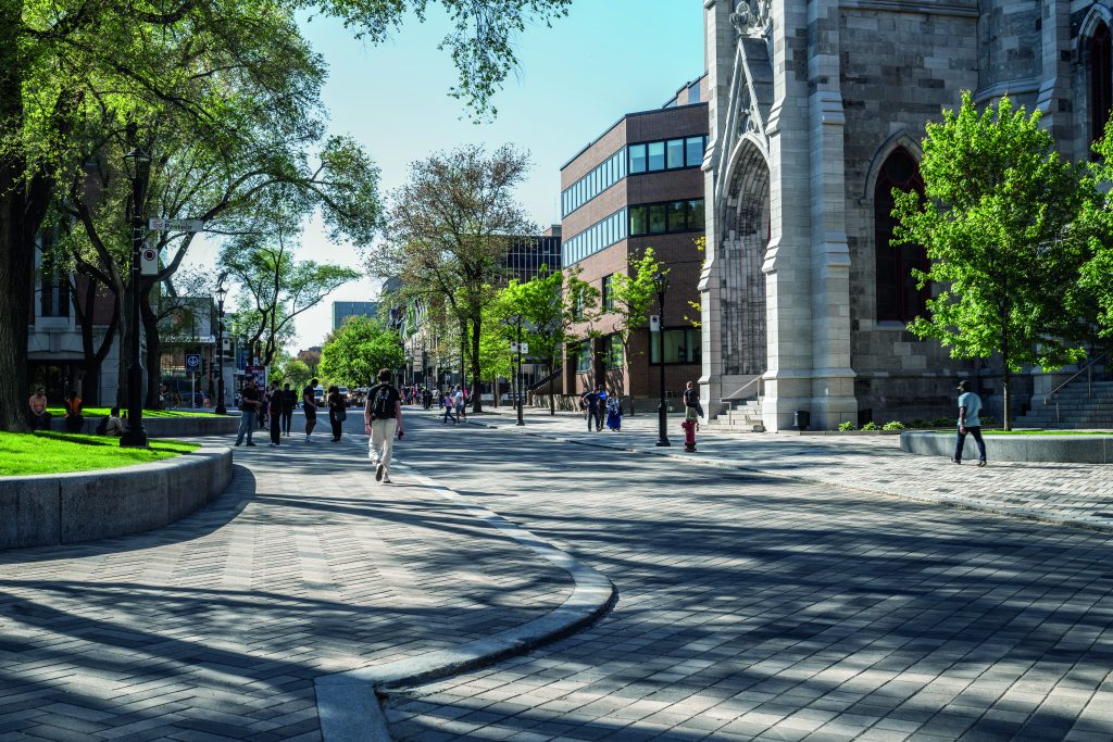 Place Pasteur, UQAM, Montréal
